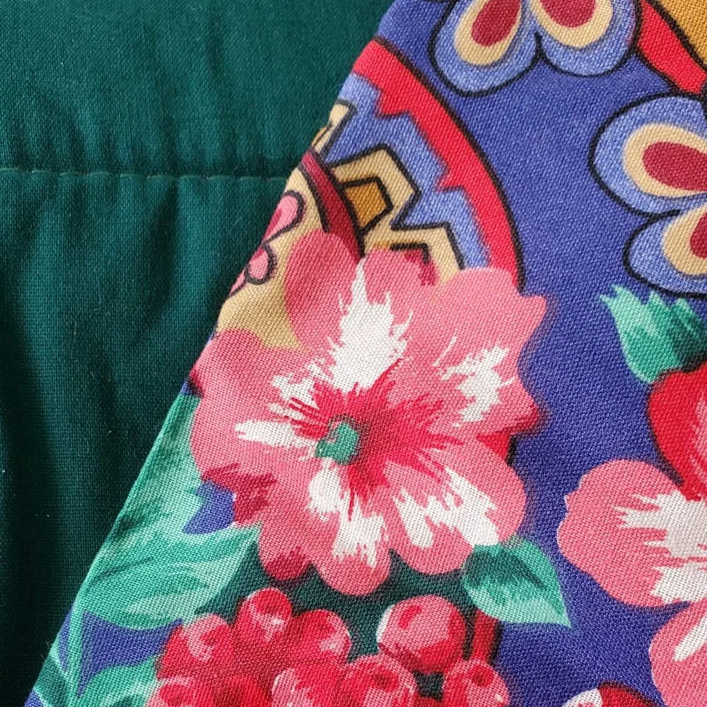Queen Size Poinsettia Reversable Christmas Quilt